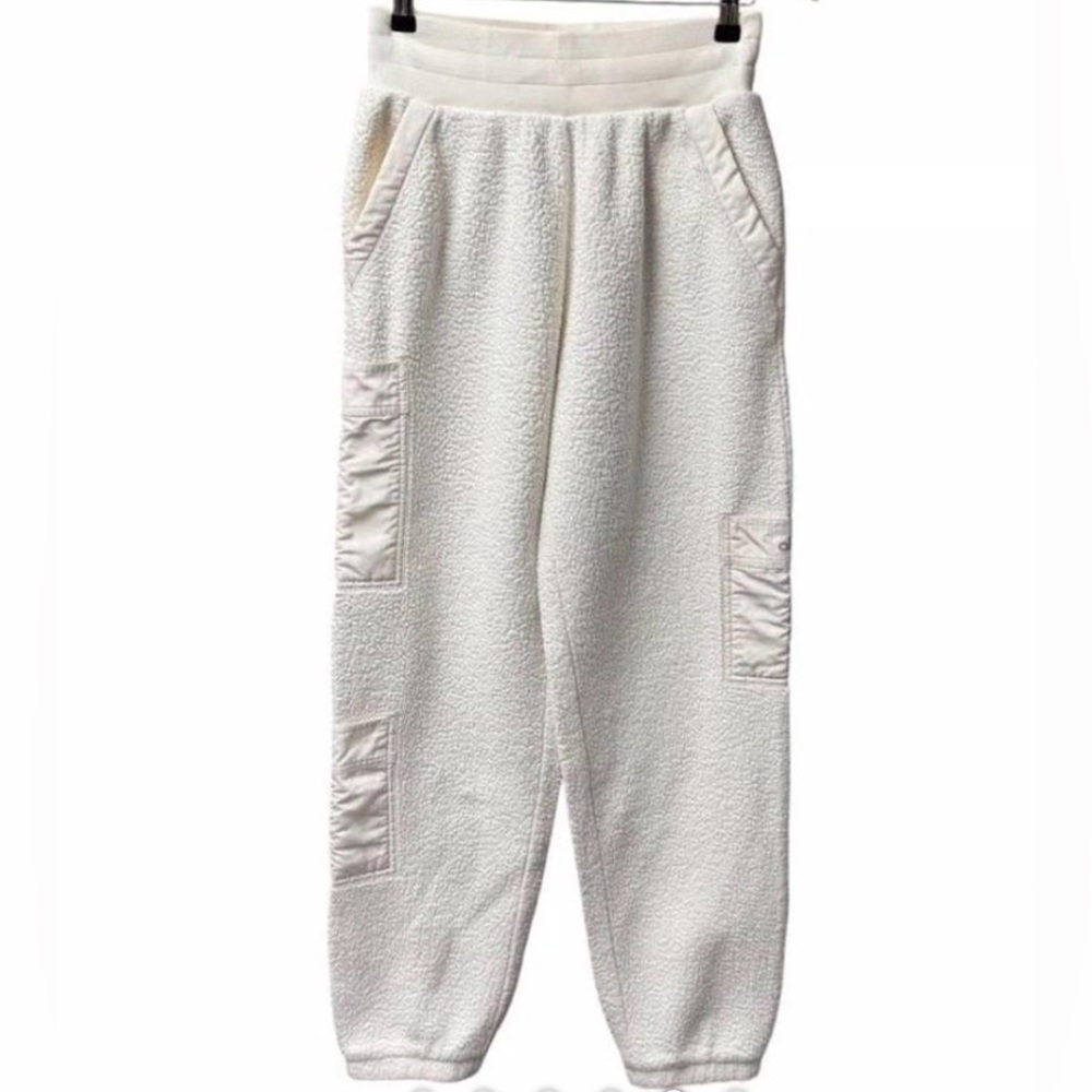 Alo Yoga Sherpa Sweatpants